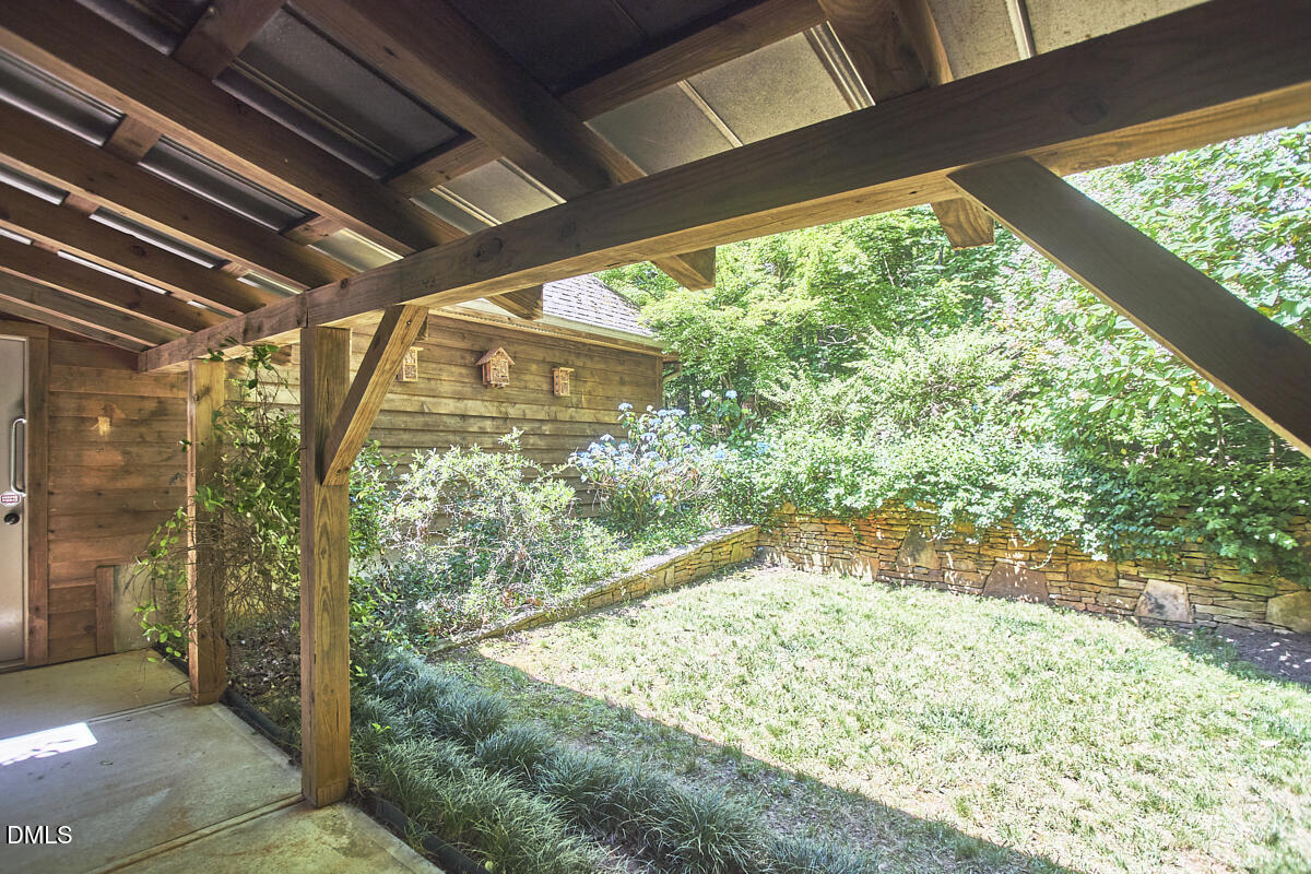 3110 Carriage Trail