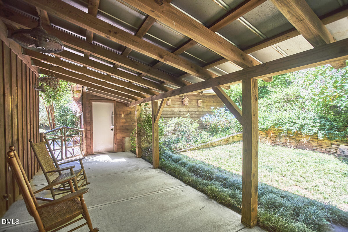 3110 Carriage Trail