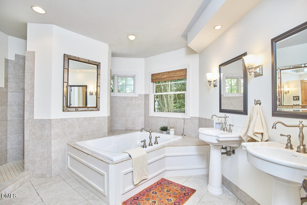 3110 Carriage Trail