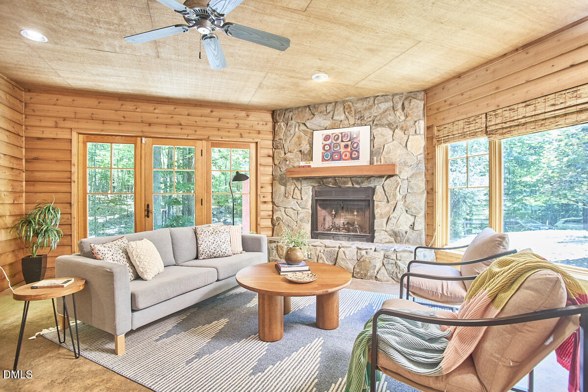 3110 Carriage Trail