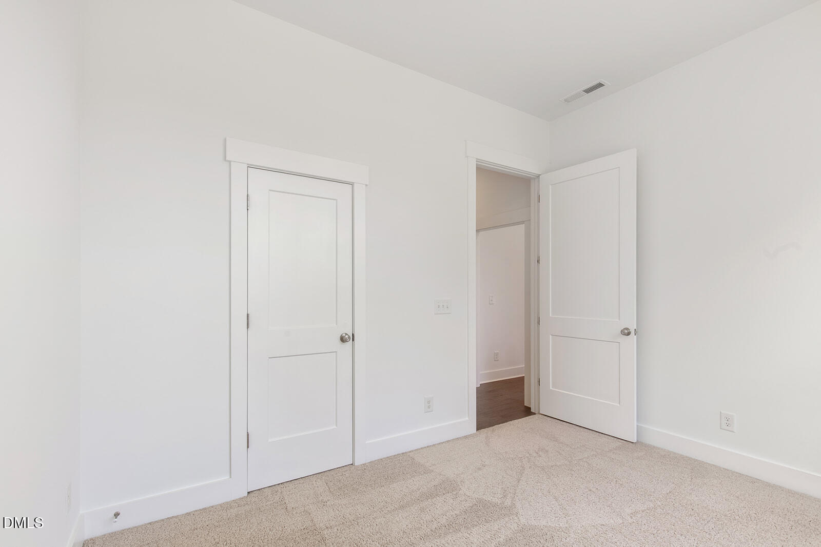 1007 Fly Catcher Court