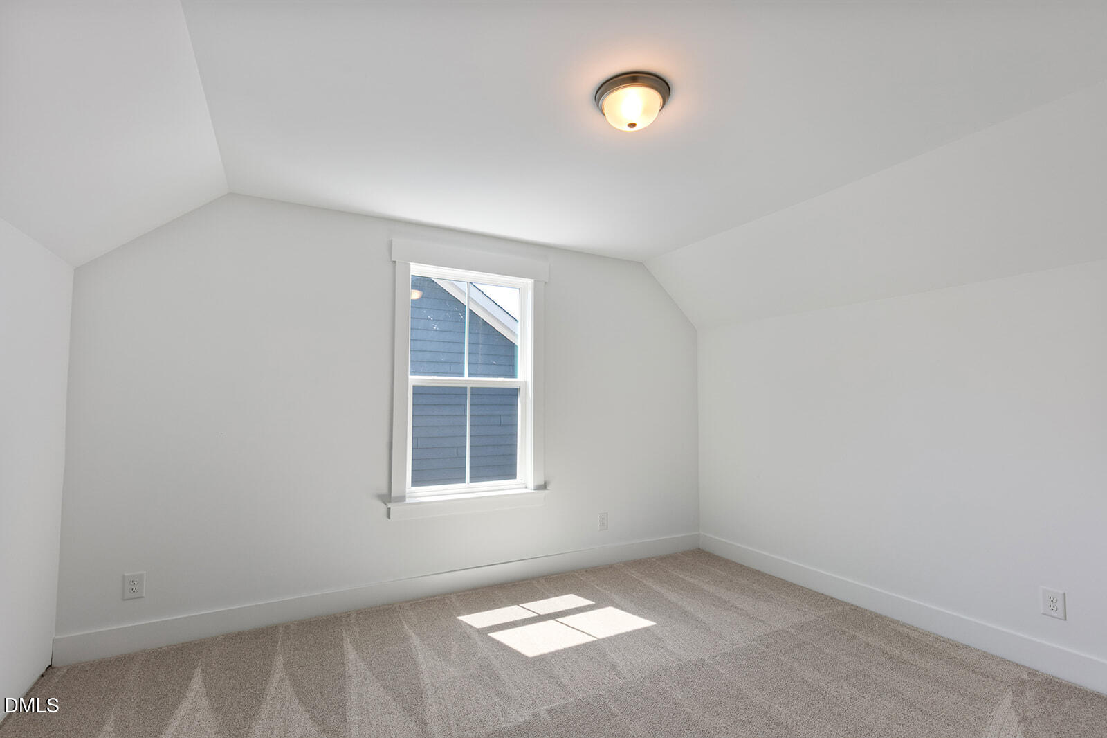 1007 Fly Catcher Court