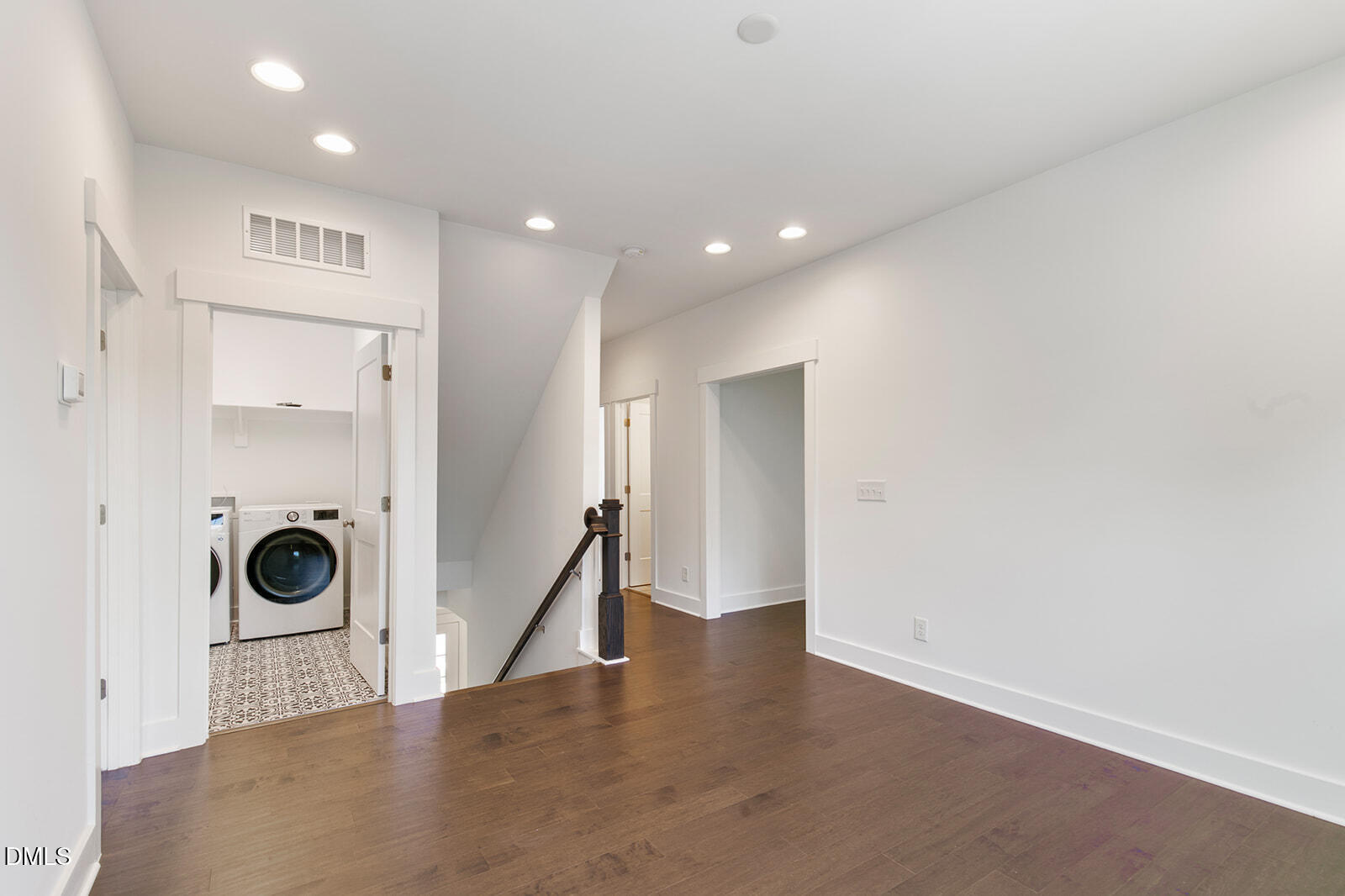 1007 Fly Catcher Court