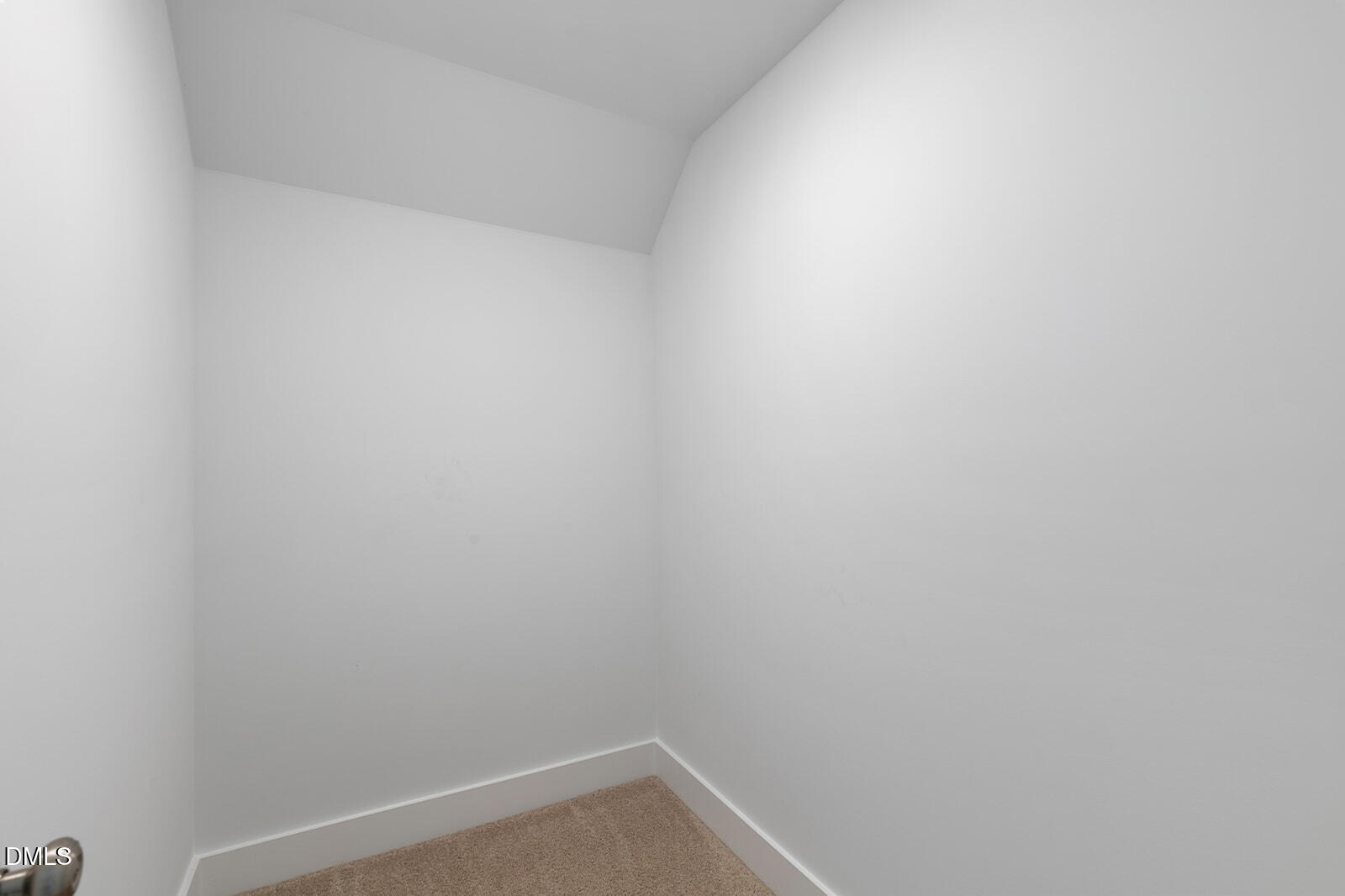1007 Fly Catcher Court