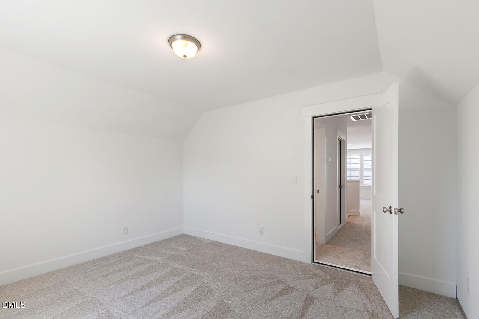 1007 Fly Catcher Court