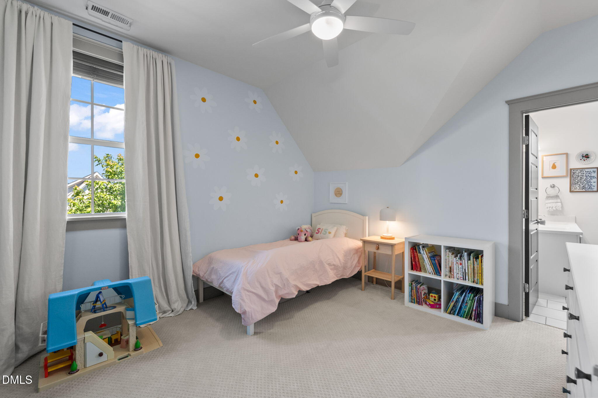 1202 Quincy Cottage Road