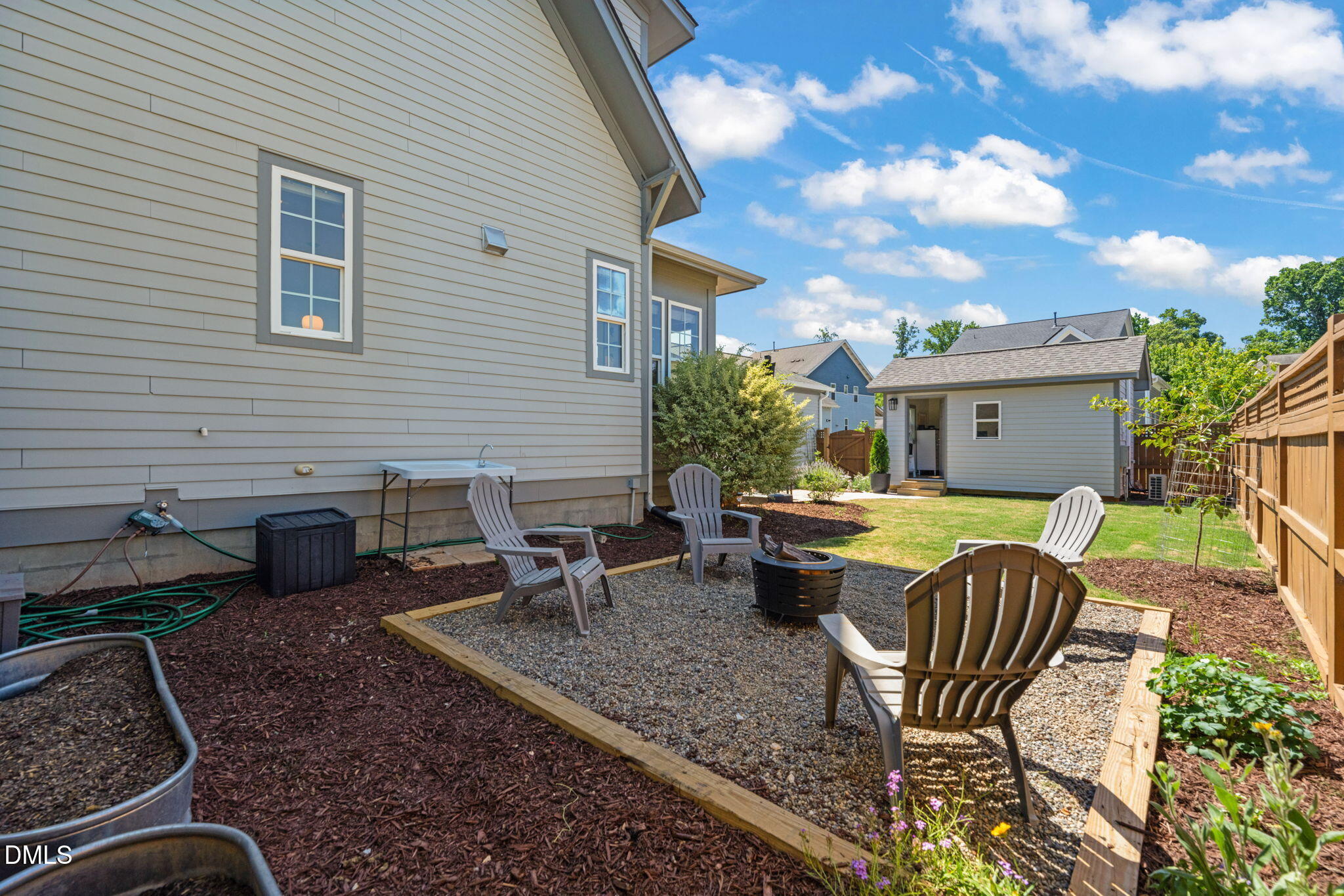1202 Quincy Cottage Road