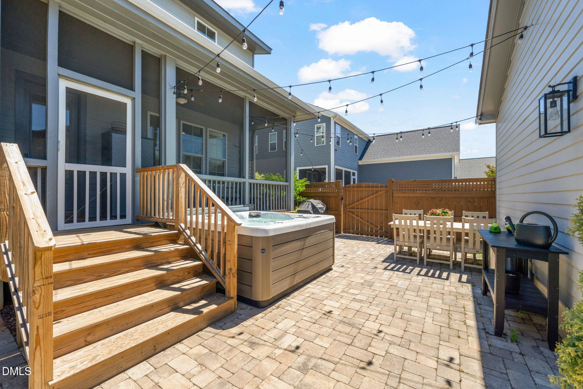 1202 Quincy Cottage Road