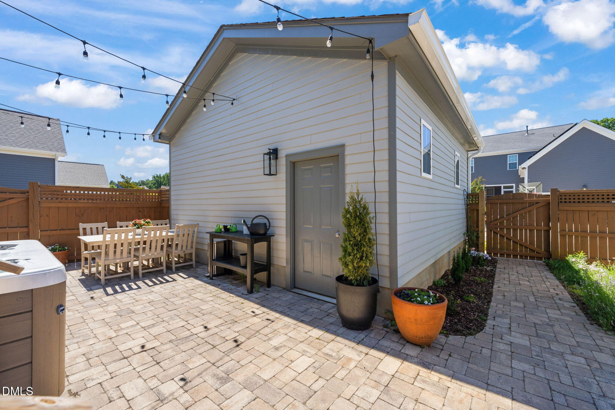 1202 Quincy Cottage Road