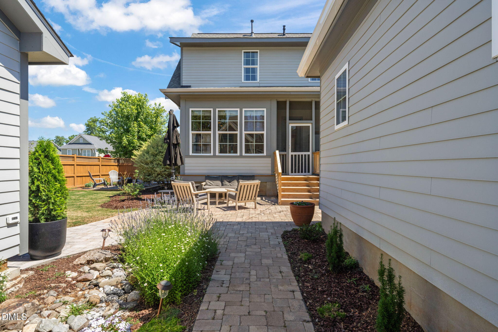 1202 Quincy Cottage Road