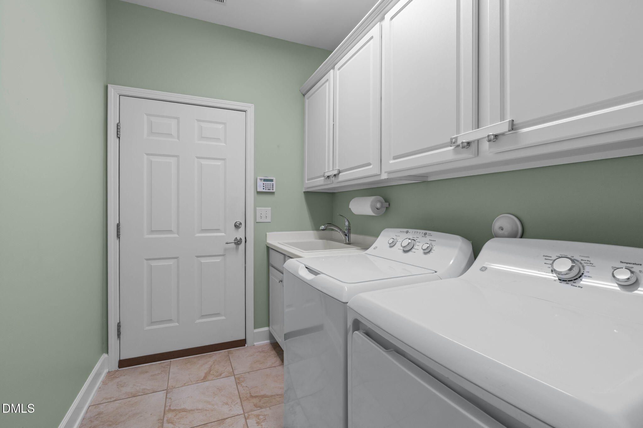 313 Beckingham Loop