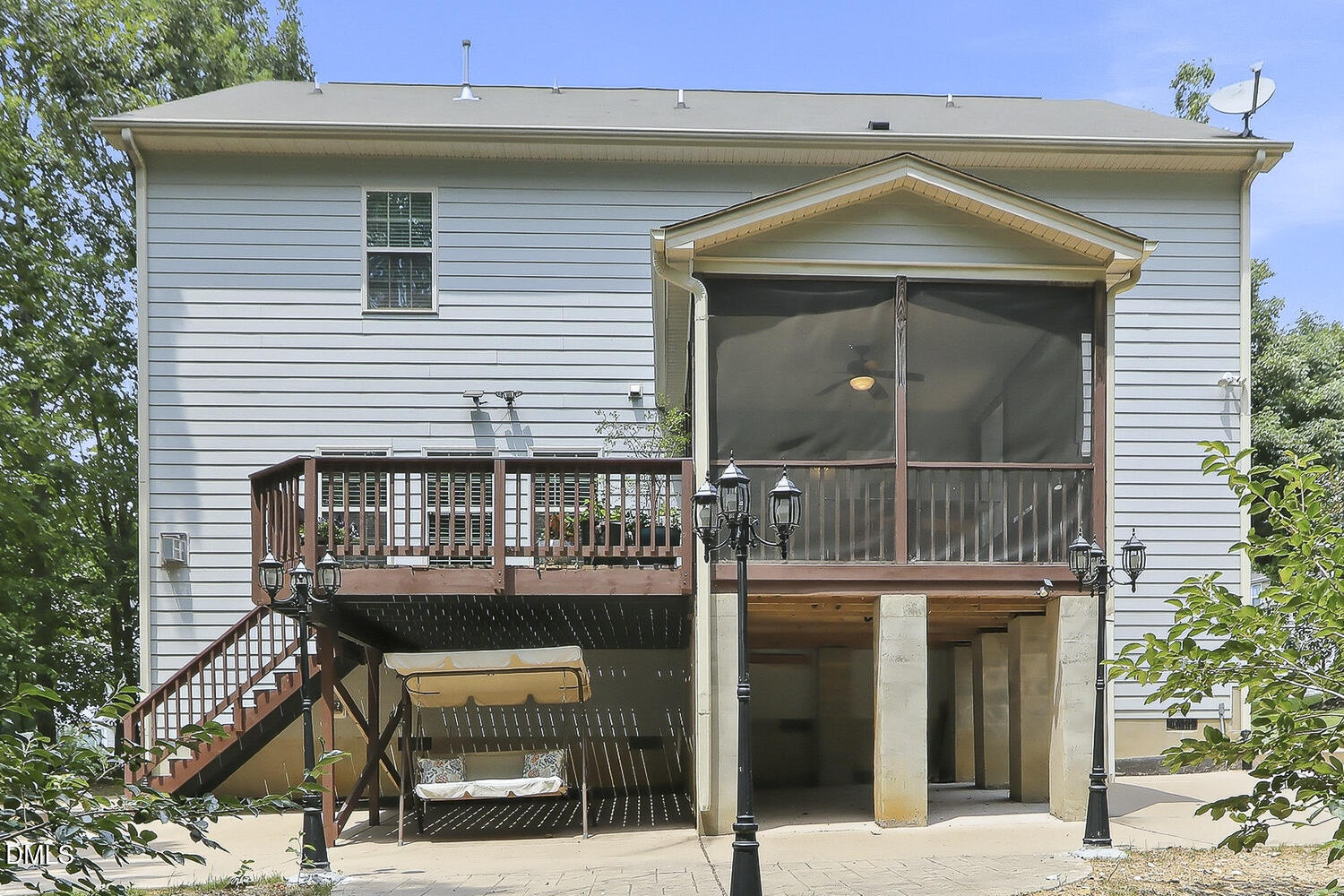 113 Somers Lane