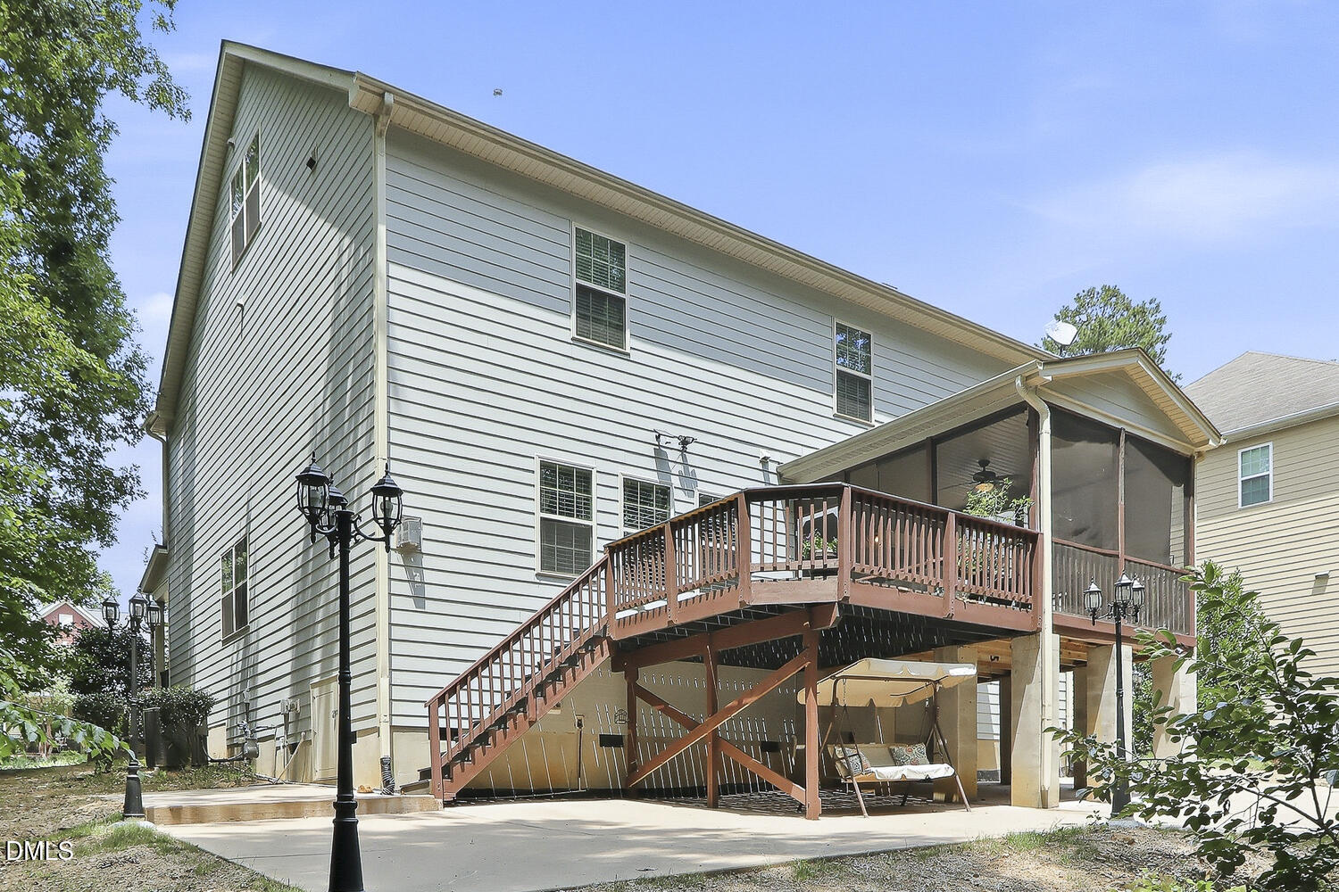 113 Somers Lane