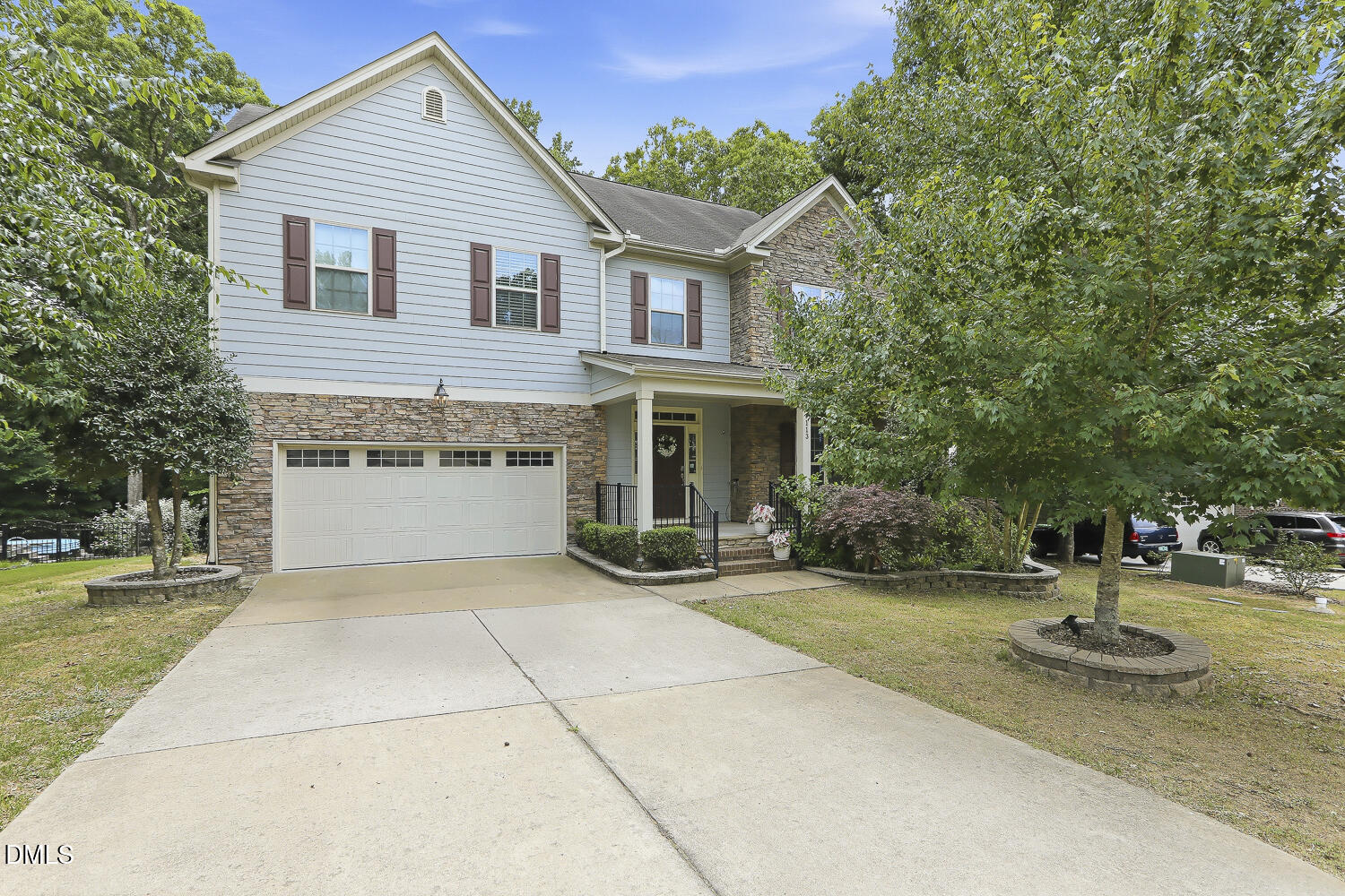 113 Somers Lane