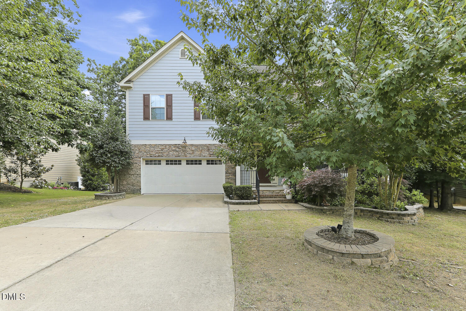 113 Somers Lane