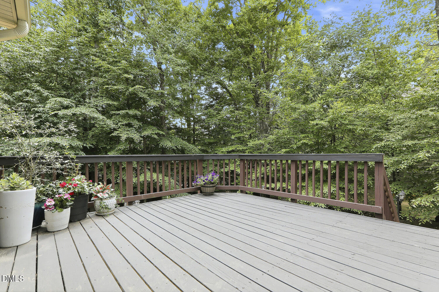 113 Somers Lane