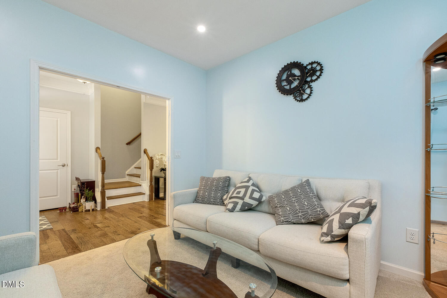 113 Somers Lane