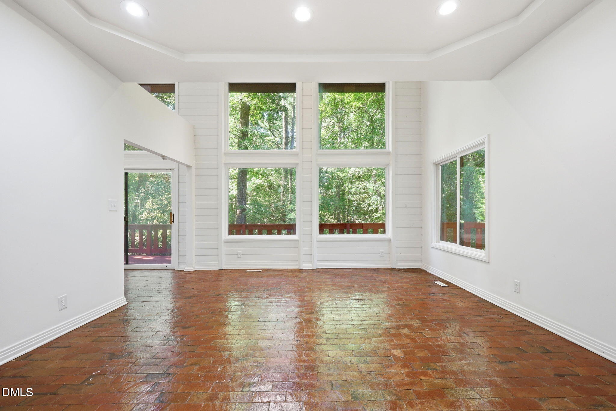 910 Tarik Drive