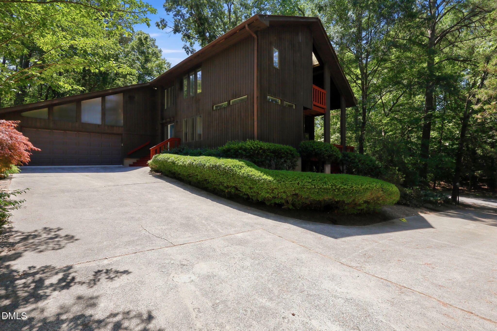 910 Tarik Drive