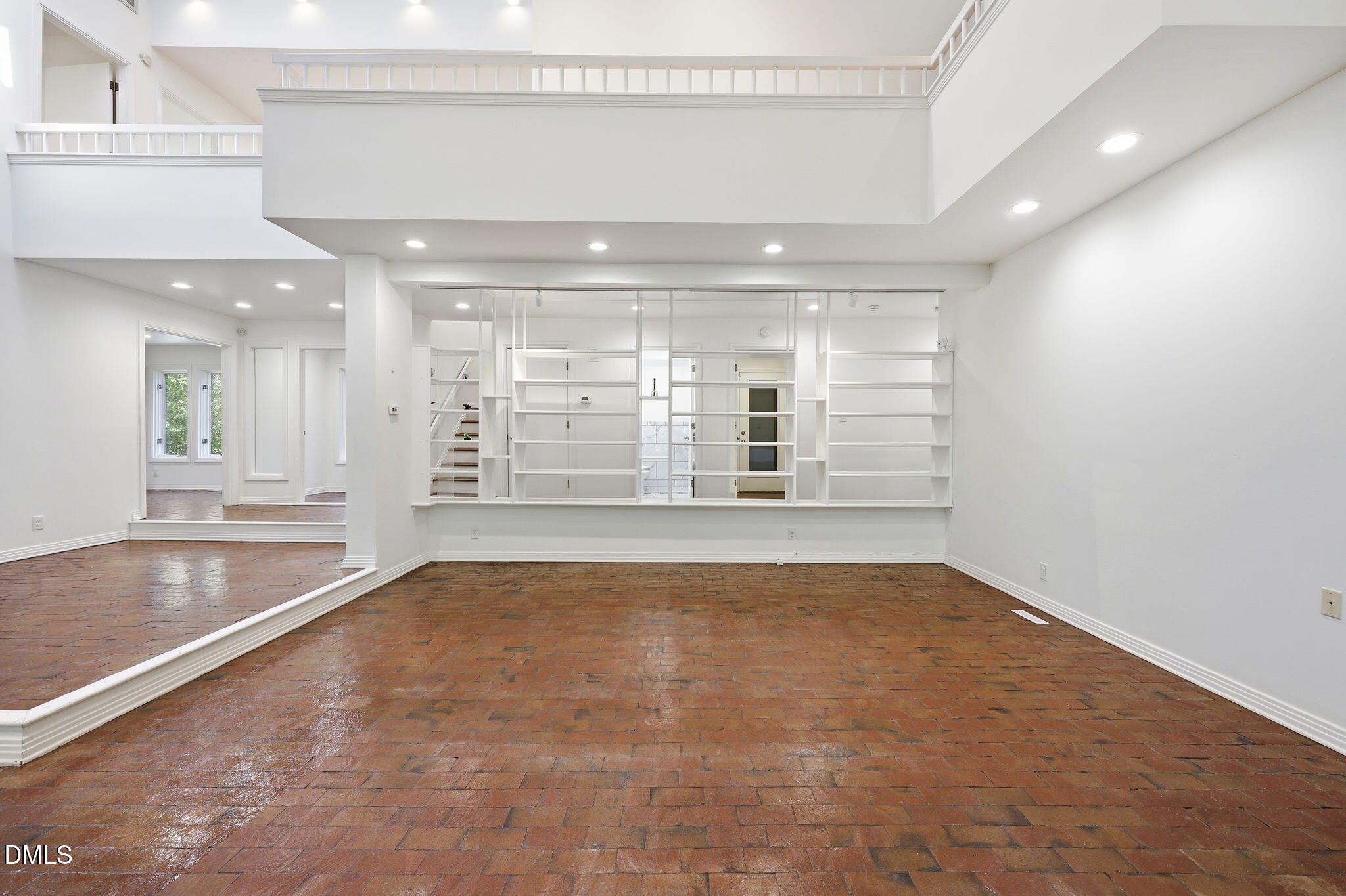 910 Tarik Drive