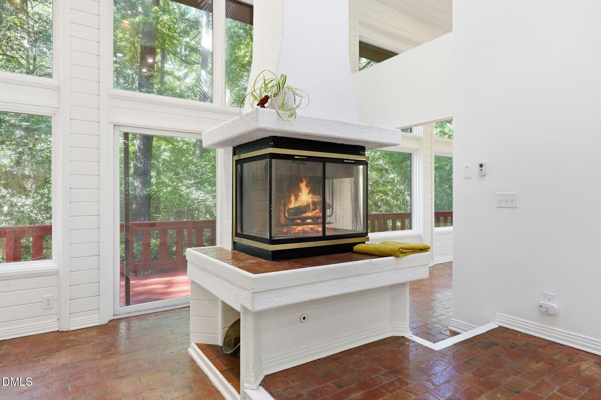 910 Tarik Drive