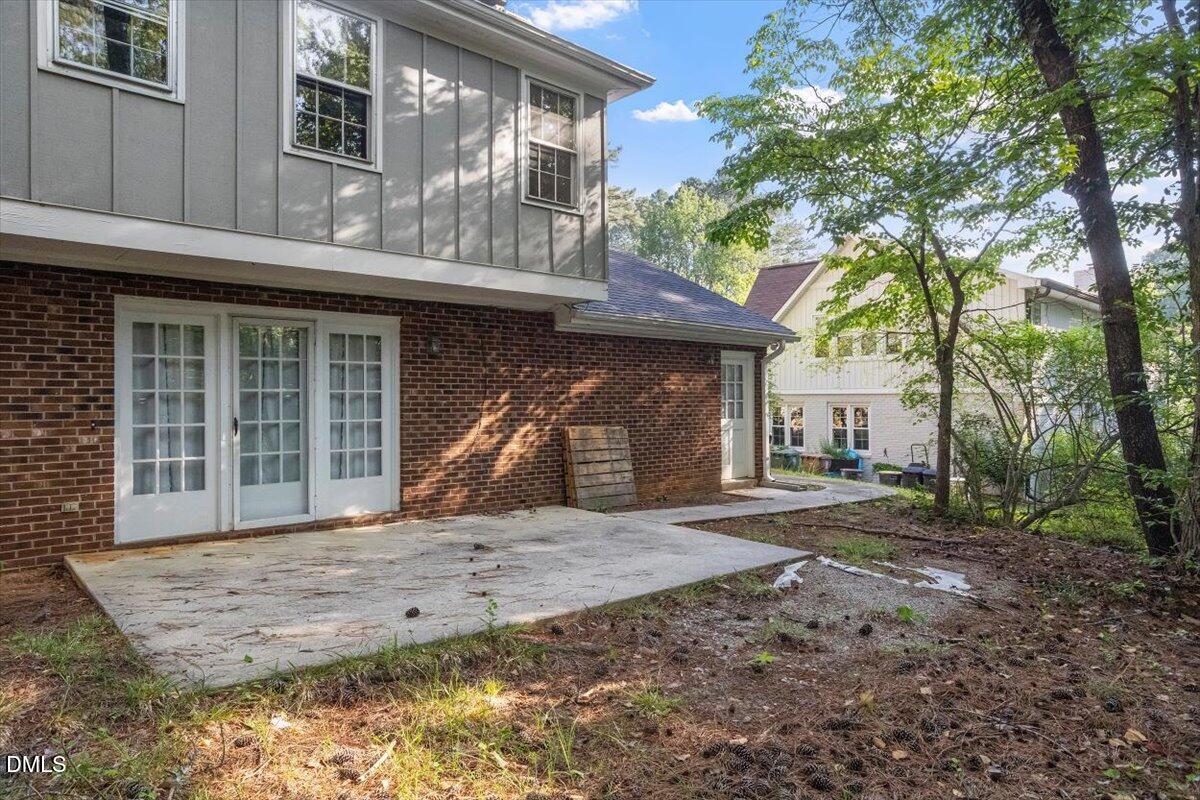 1313 Bloomingdale Drive