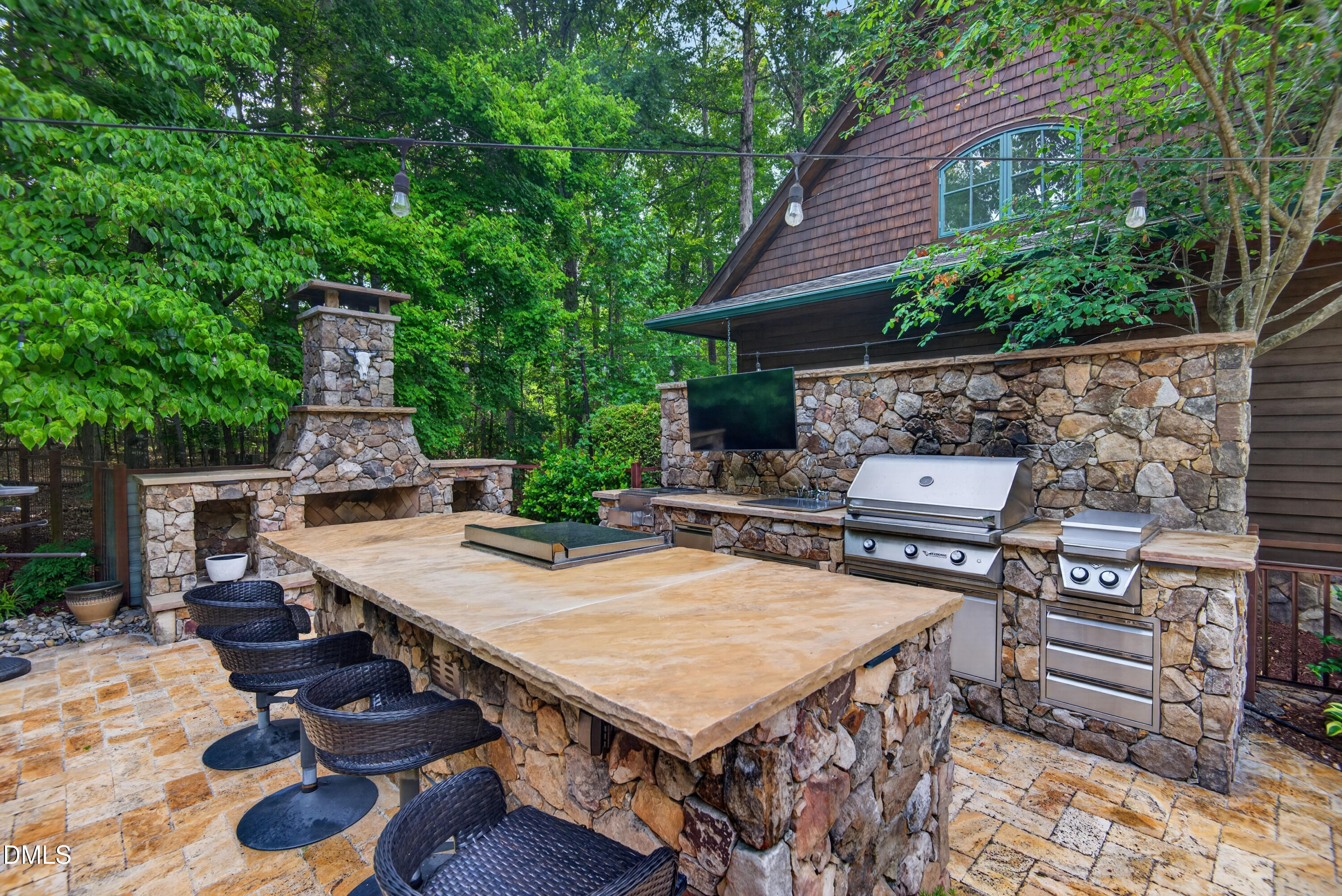 5315 Pine Cone Lane
