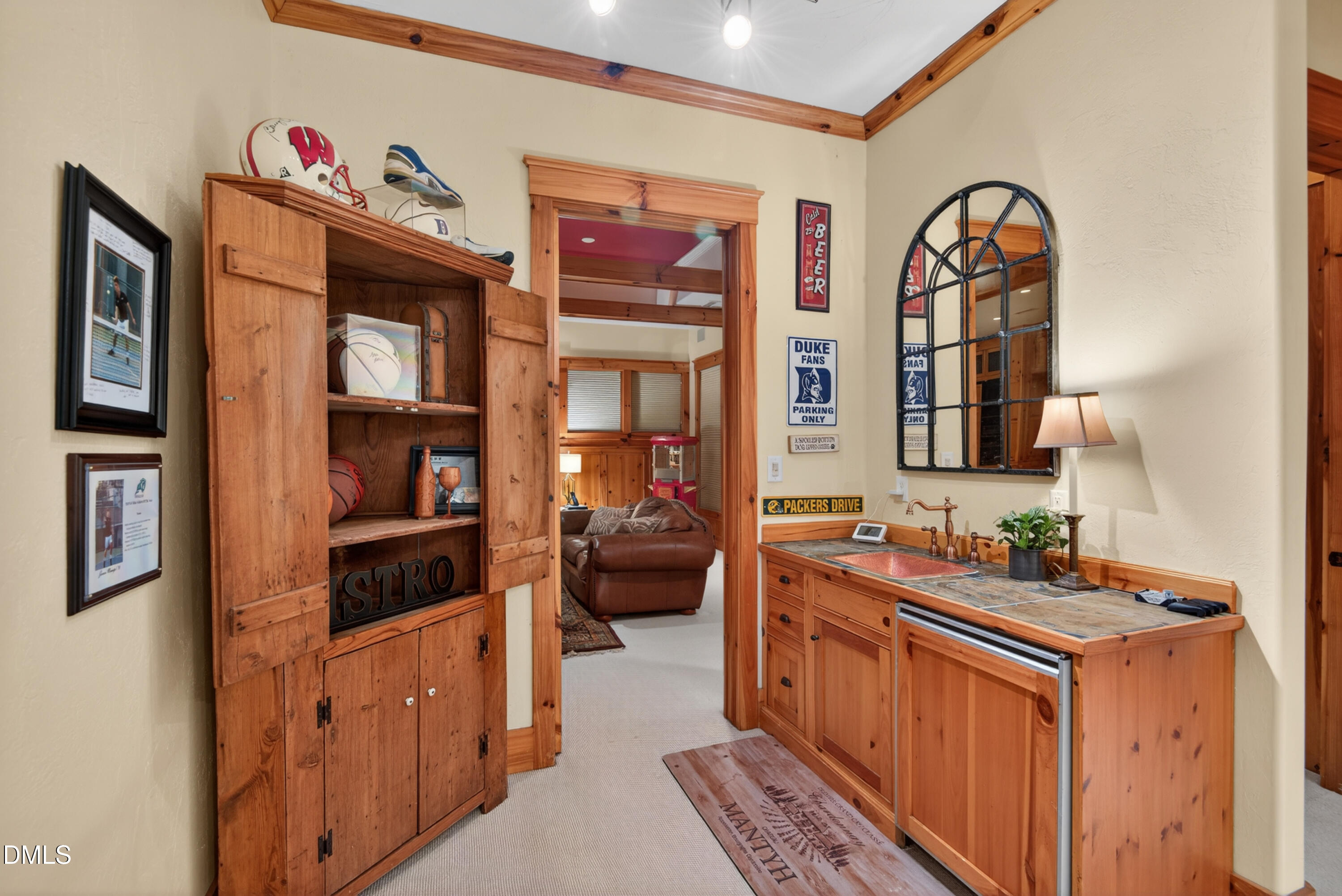 5315 Pine Cone Lane