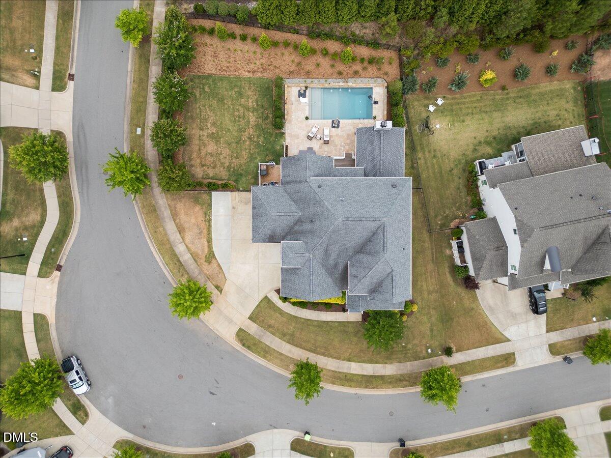 804 Rambling Oaks Lane
