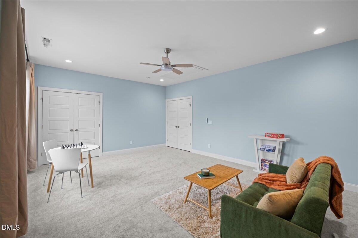 804 Rambling Oaks Lane