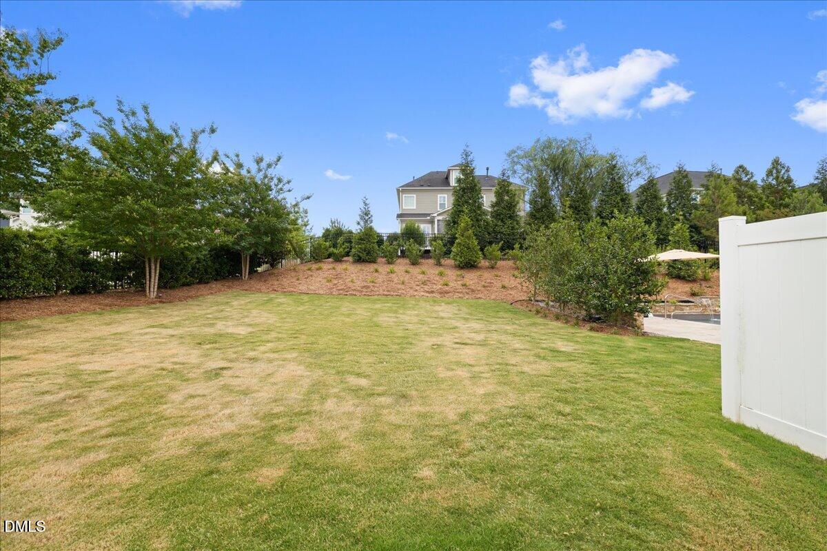 804 Rambling Oaks Lane