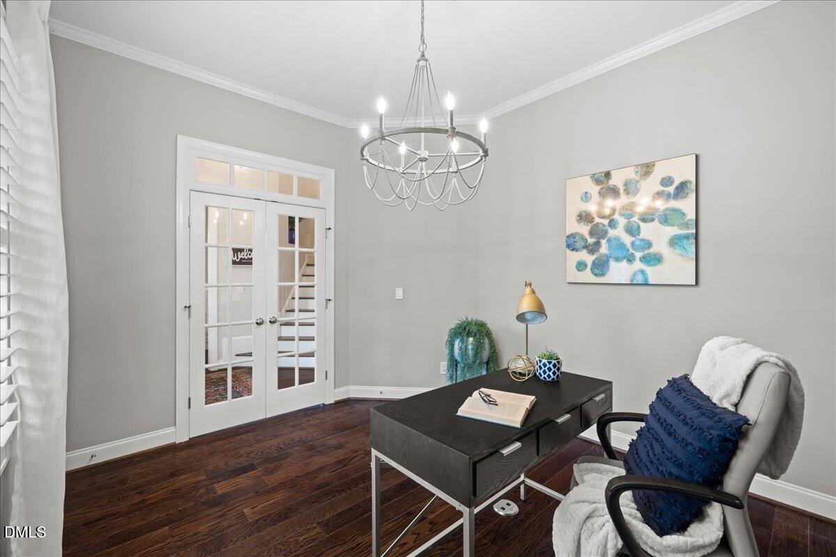 804 Rambling Oaks Lane