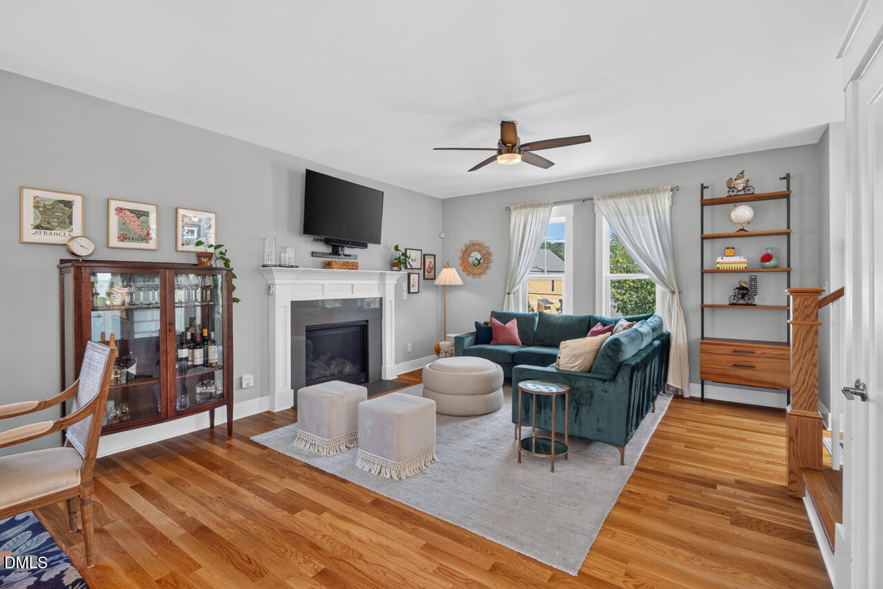 106 W Enterprise Street