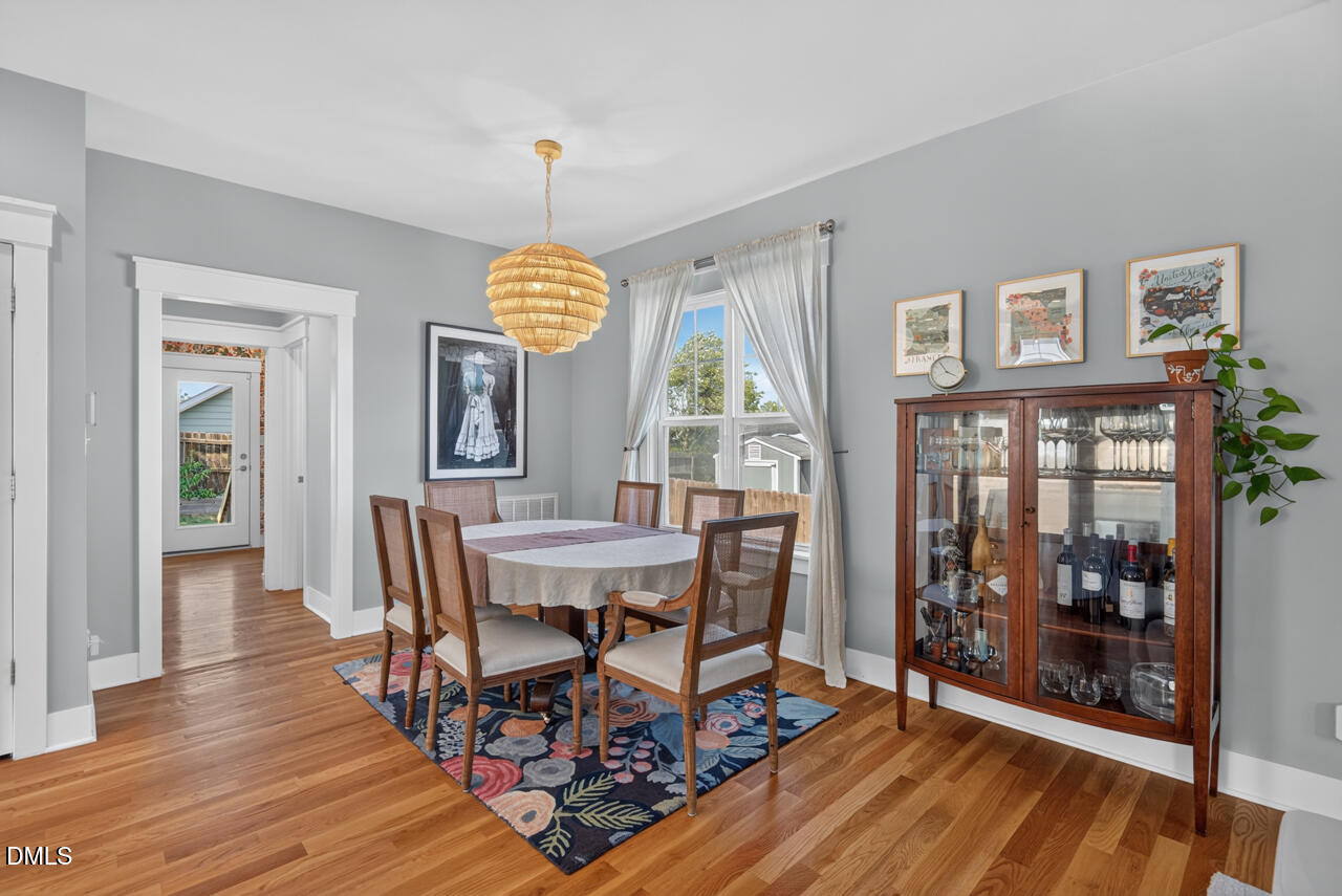 106 W Enterprise Street