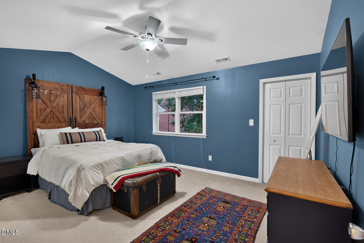 136 Long Shadow Place
