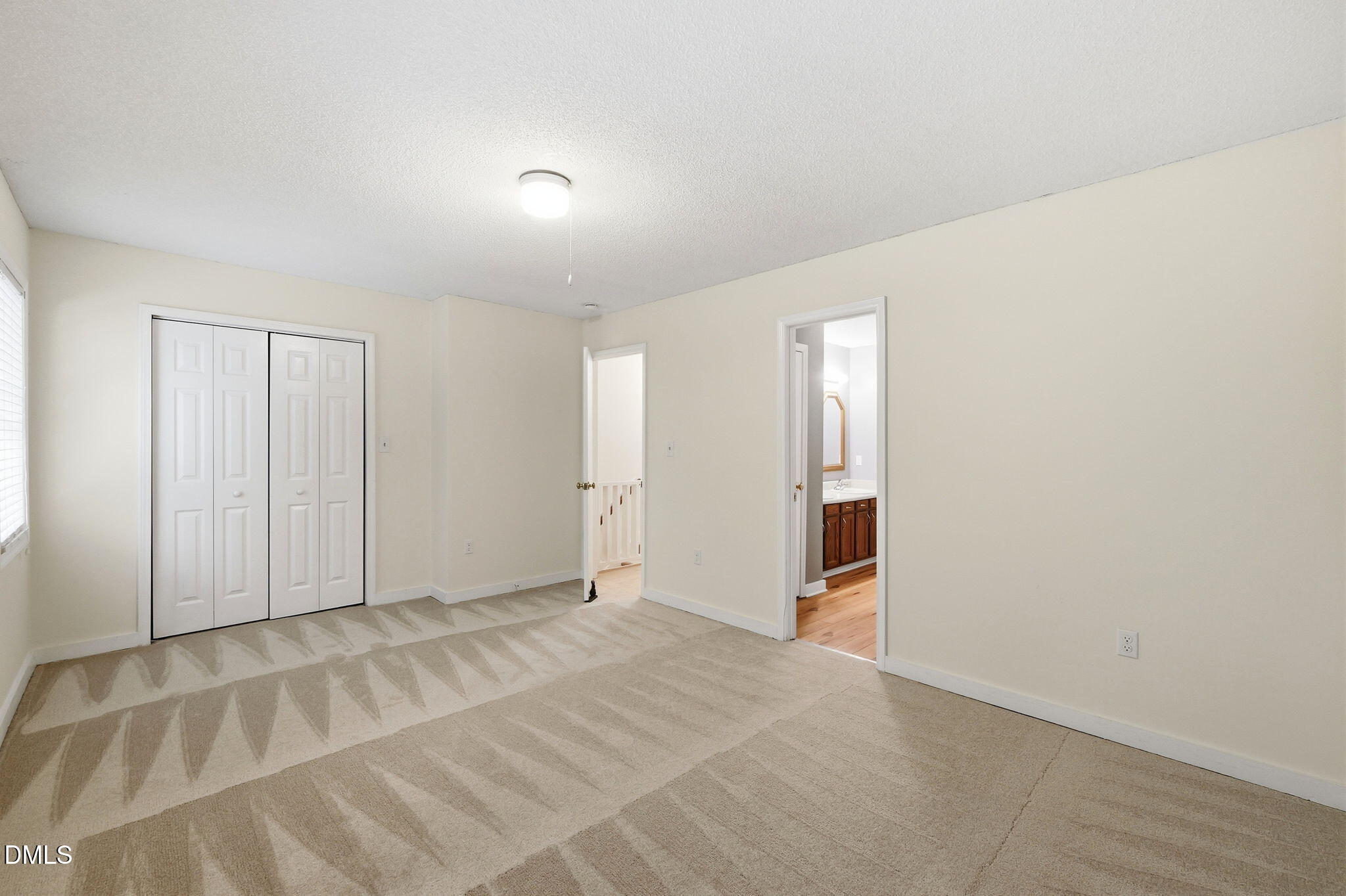 35 Willow Bridge Drive