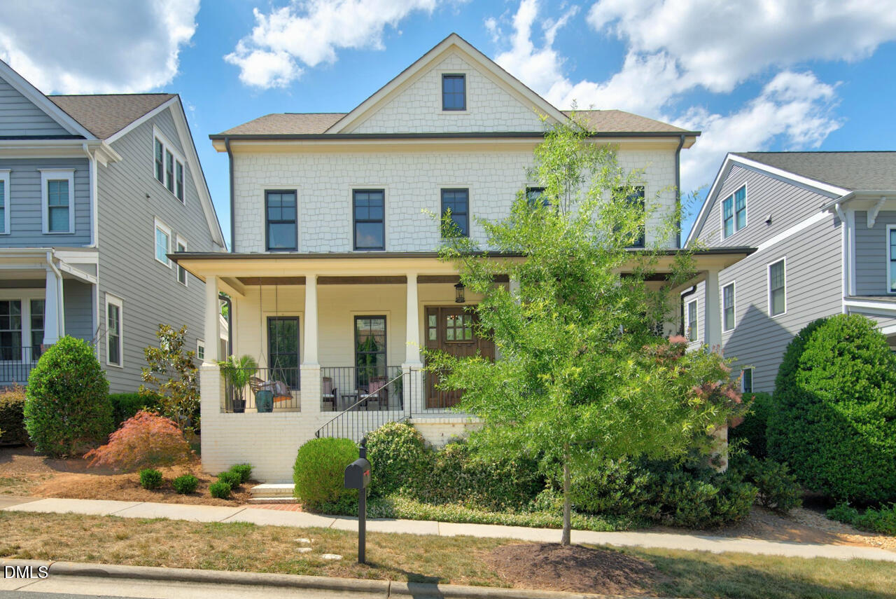 305 E Winmore Avenue