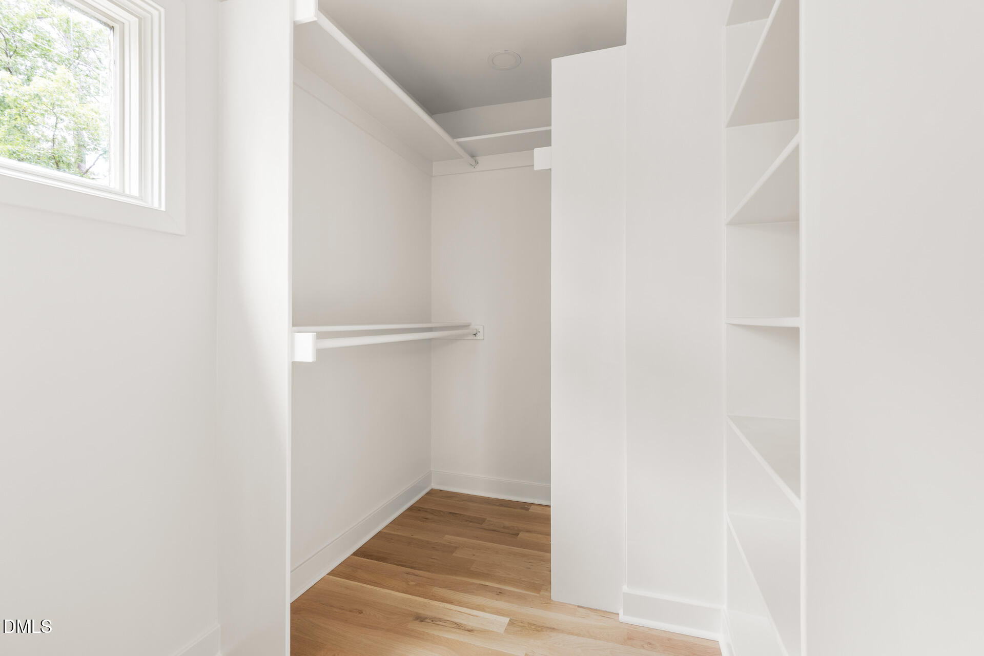 418 E Hammond Street