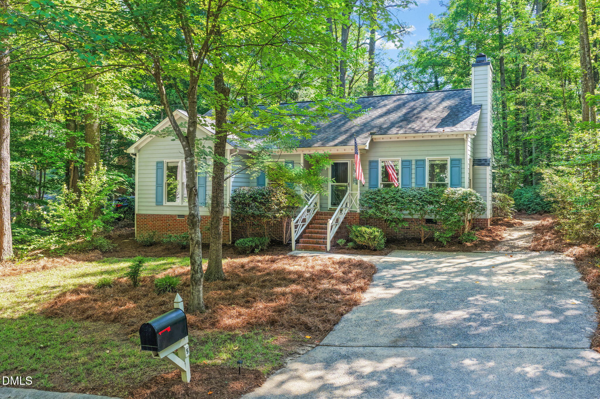 5 Briarfield Court