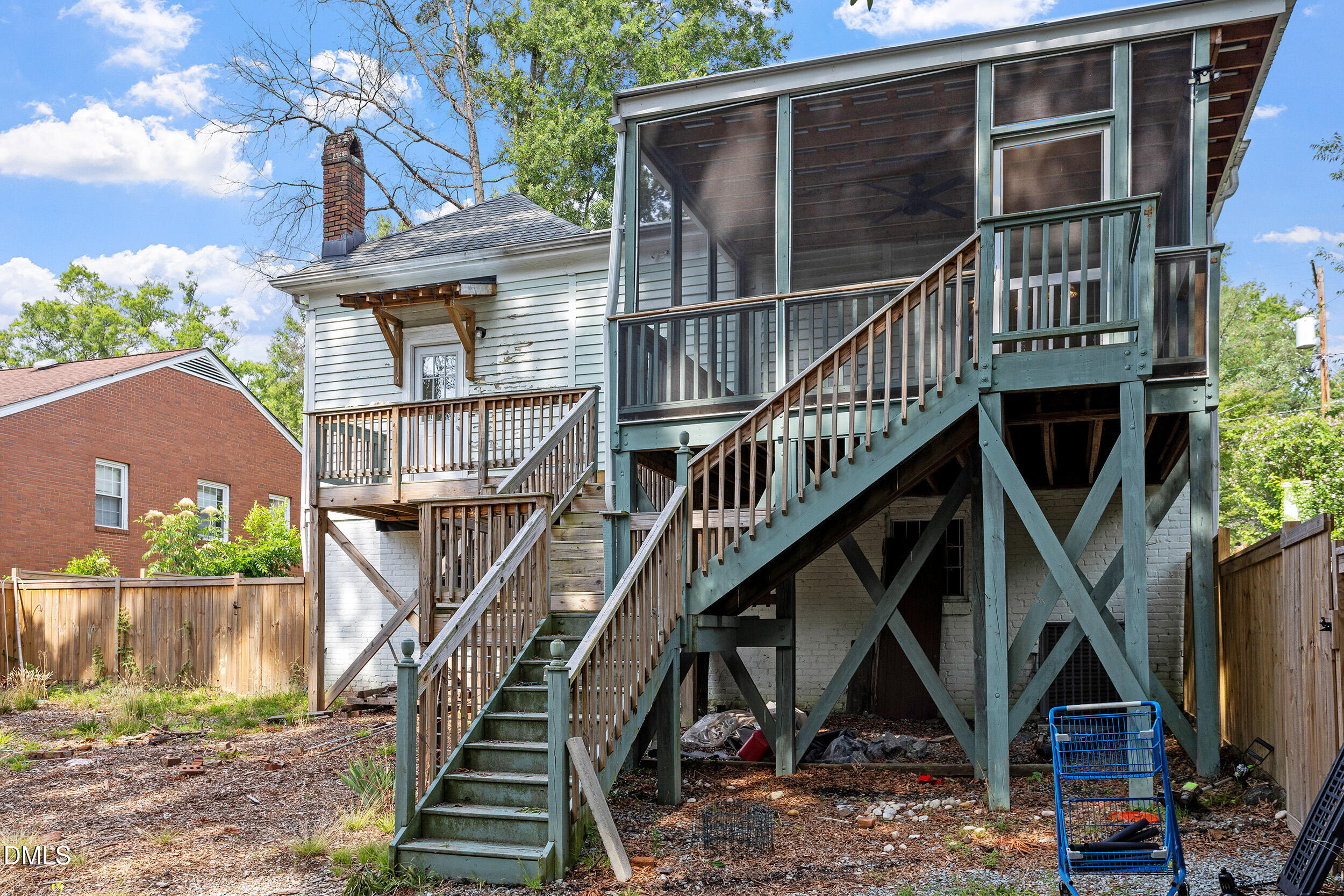 916 N Buchanan Boulevard