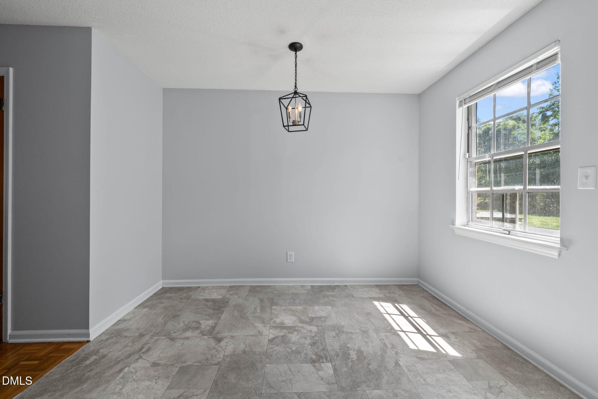 1002 Willow Drive Apt 6