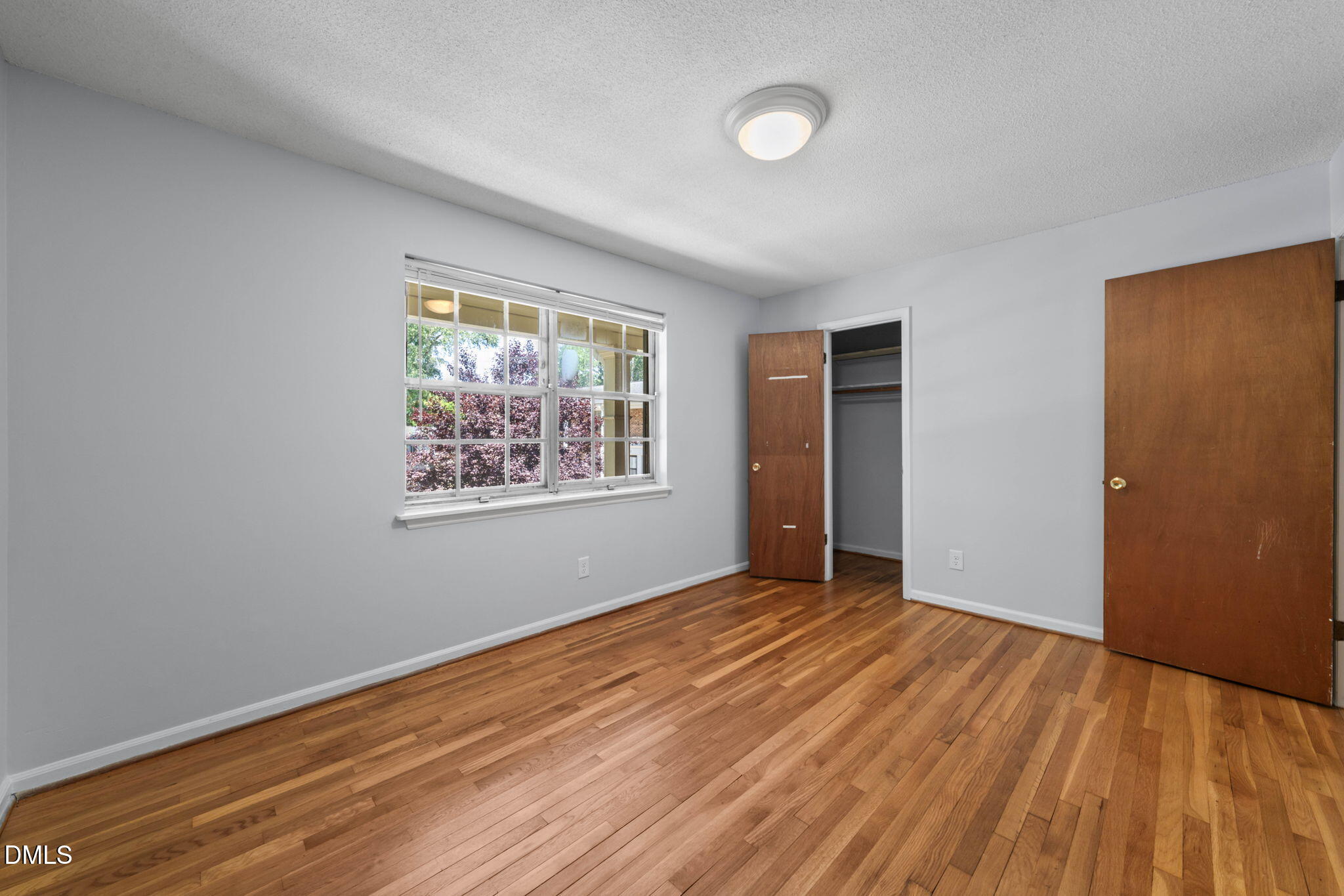 1002 Willow Drive Apt 6