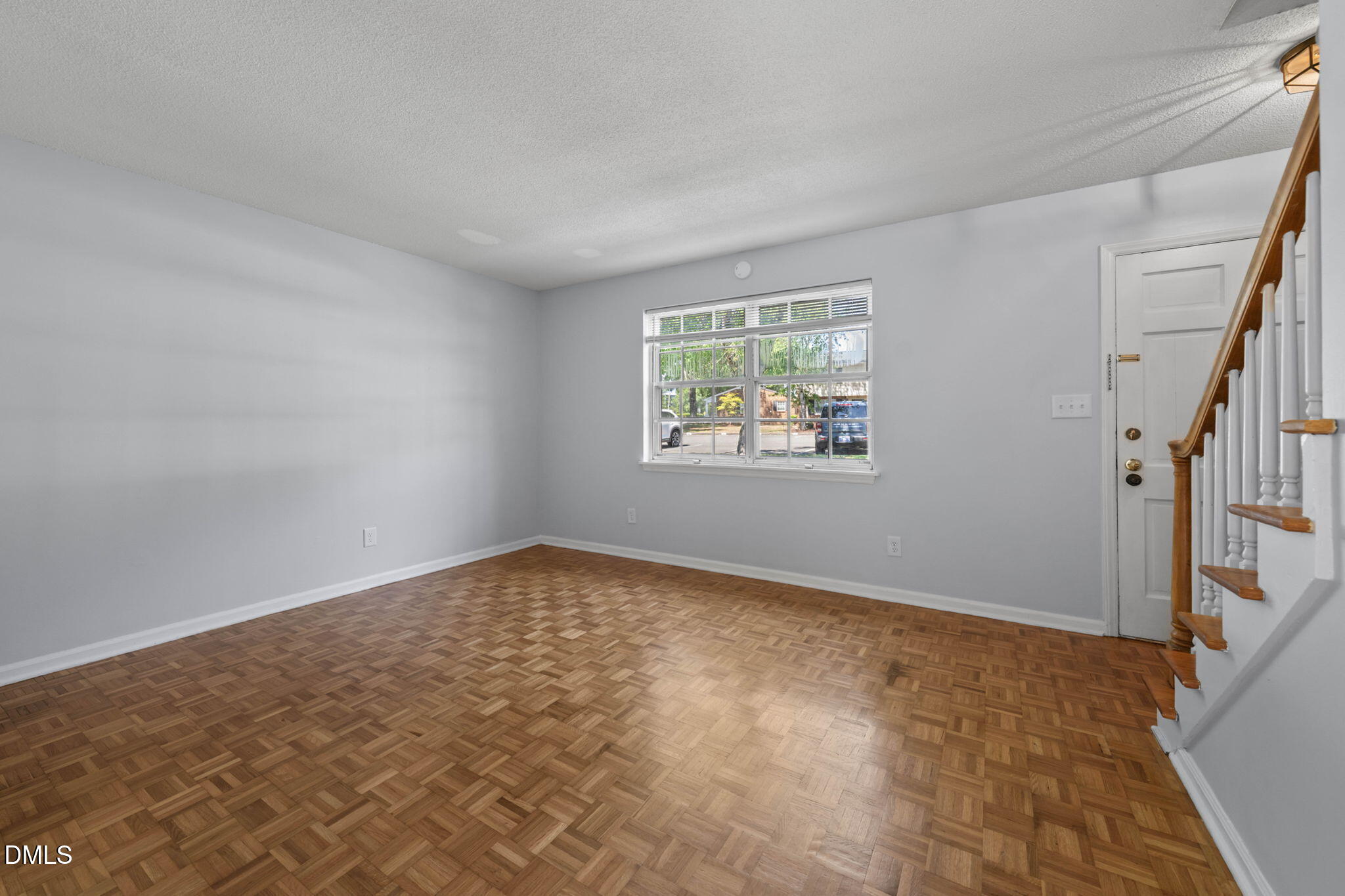 1002 Willow Drive Apt 6