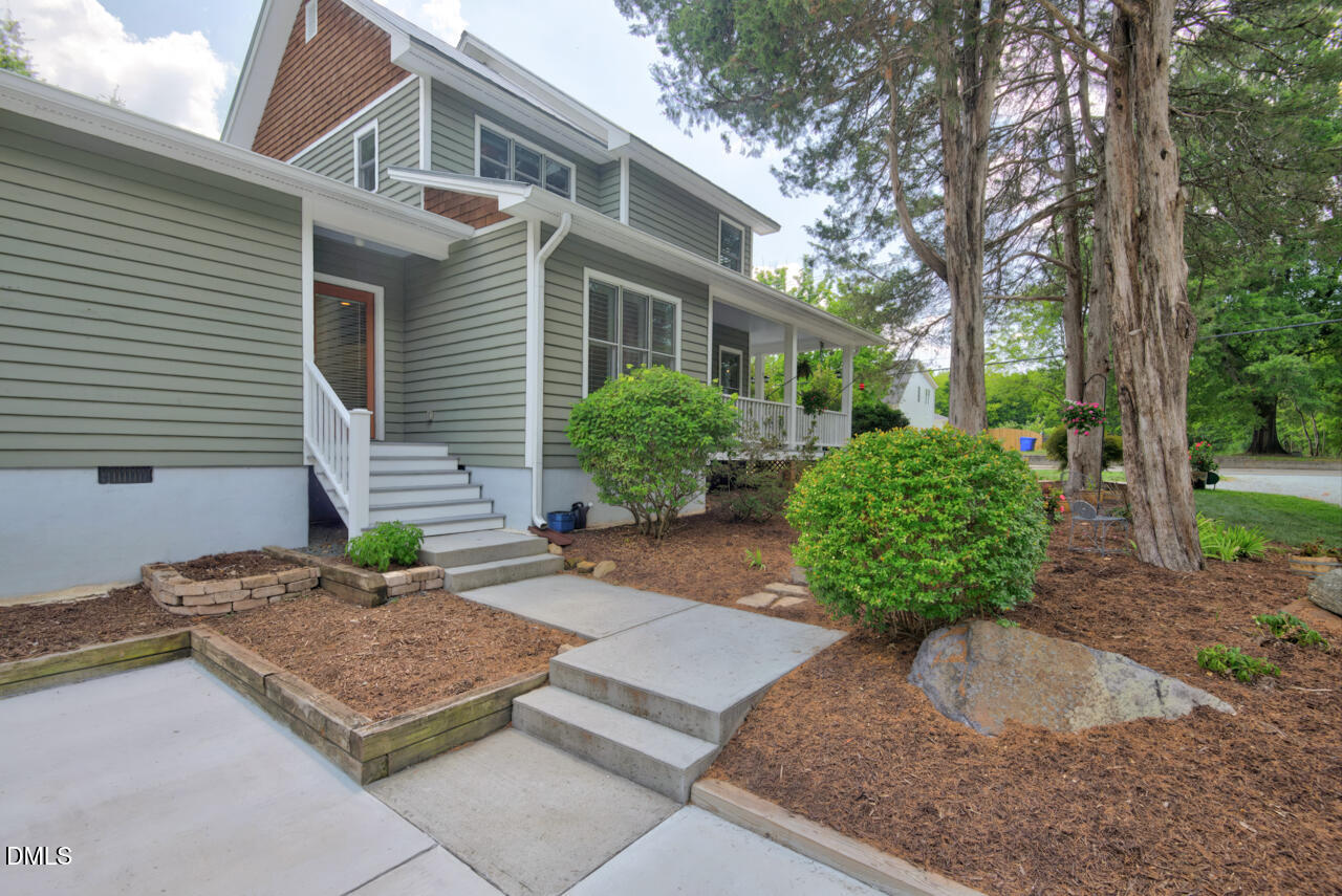 204 N Nash Street