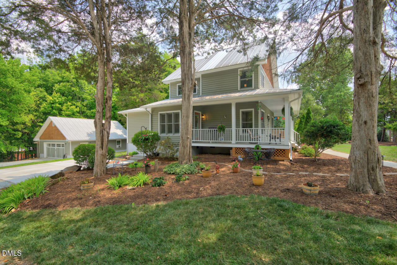 204 N Nash Street