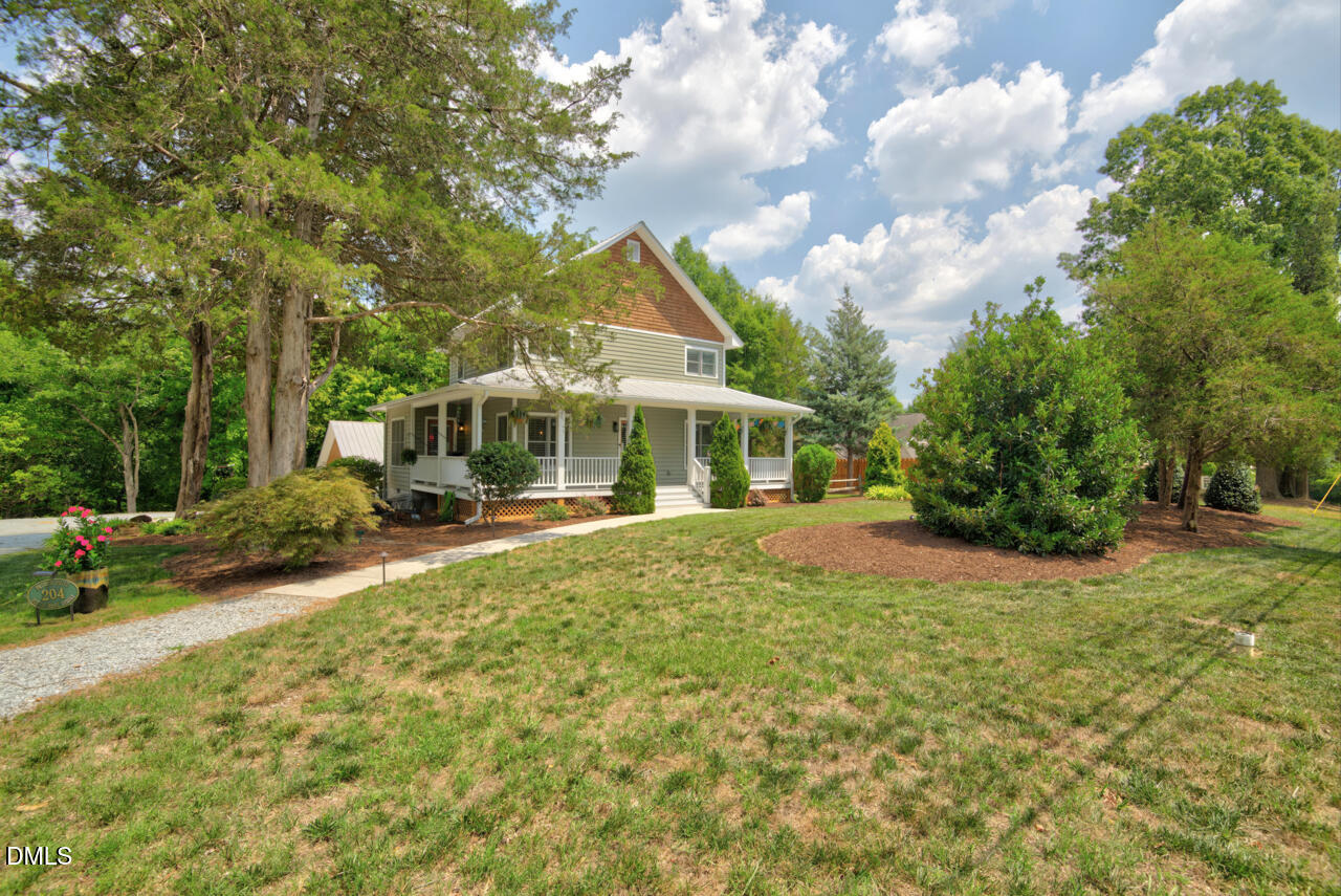 204 N Nash Street