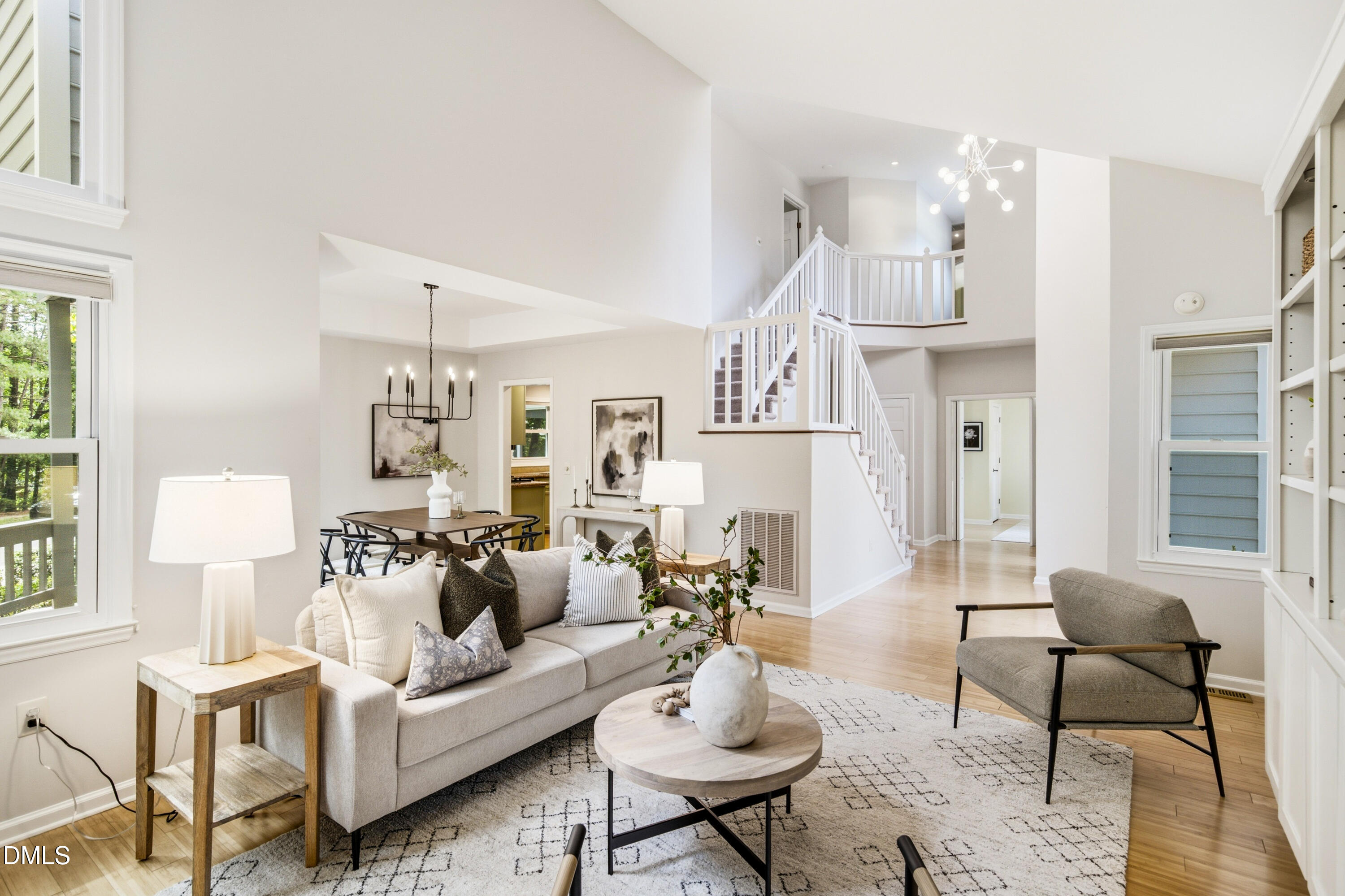 104 Tiercel Court