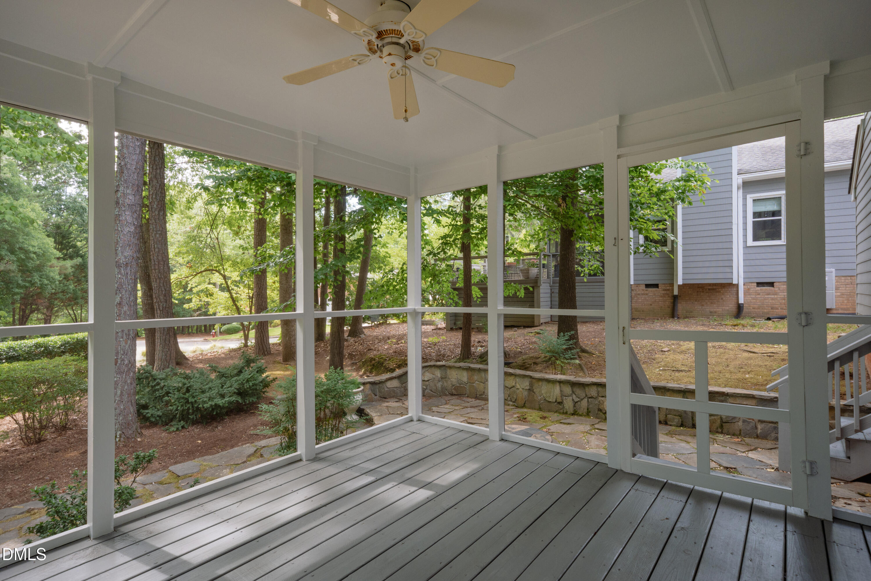 104 Tiercel Court