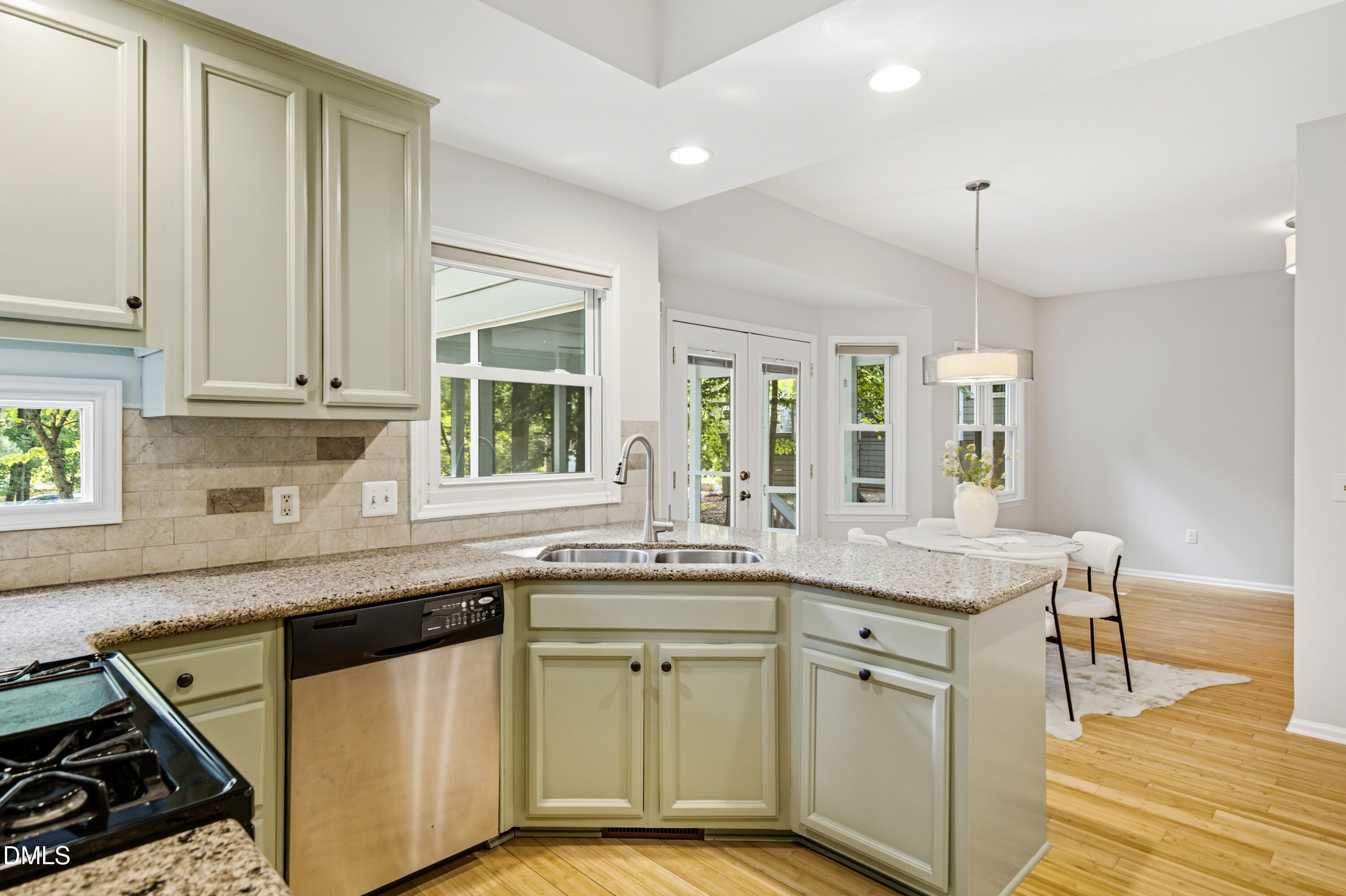 104 Tiercel Court