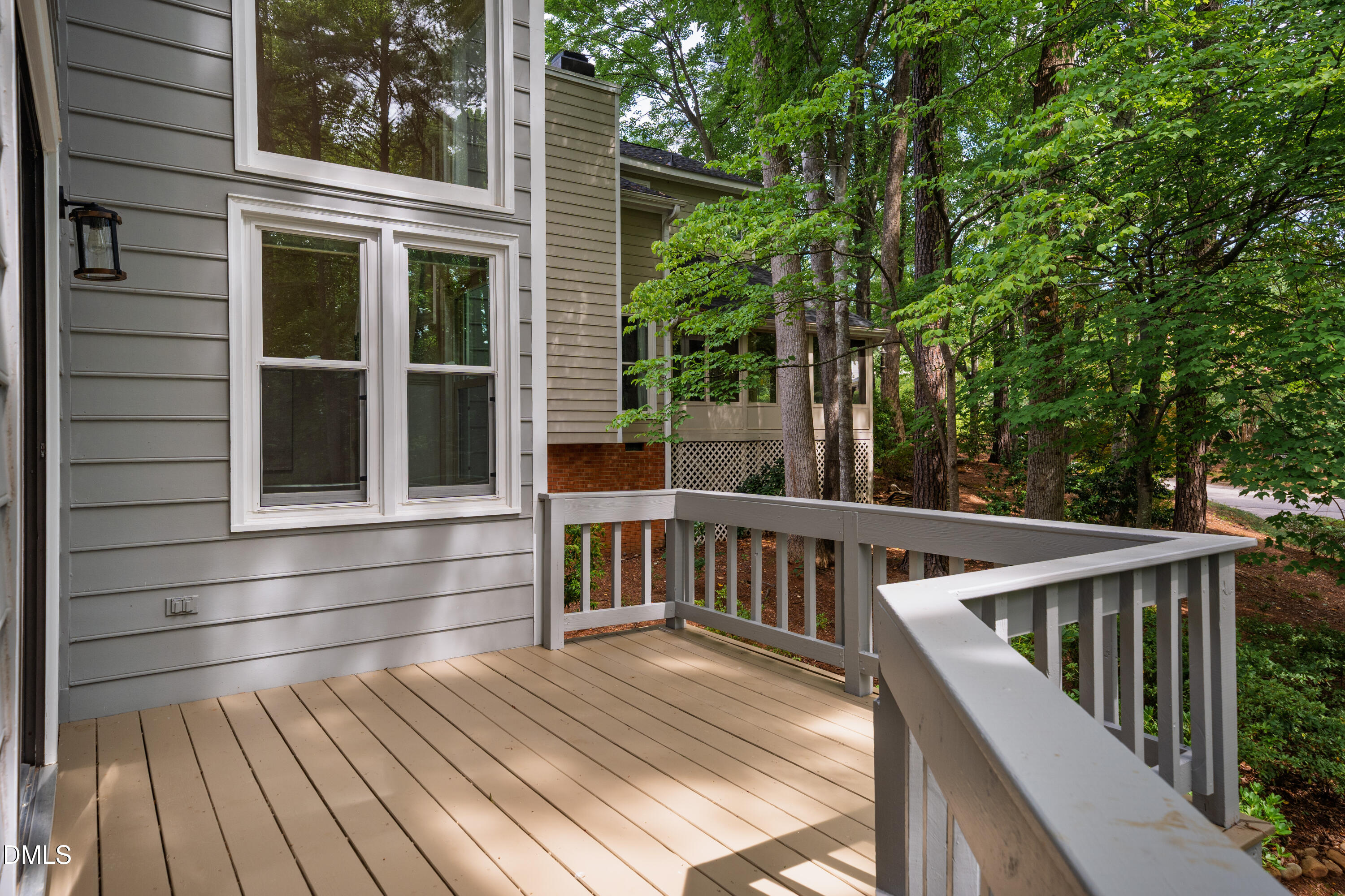 104 Tiercel Court